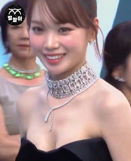 의외로 만찐두빵 실한 르세라핌 채원